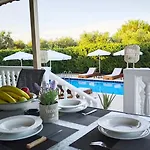 Villa Eleon